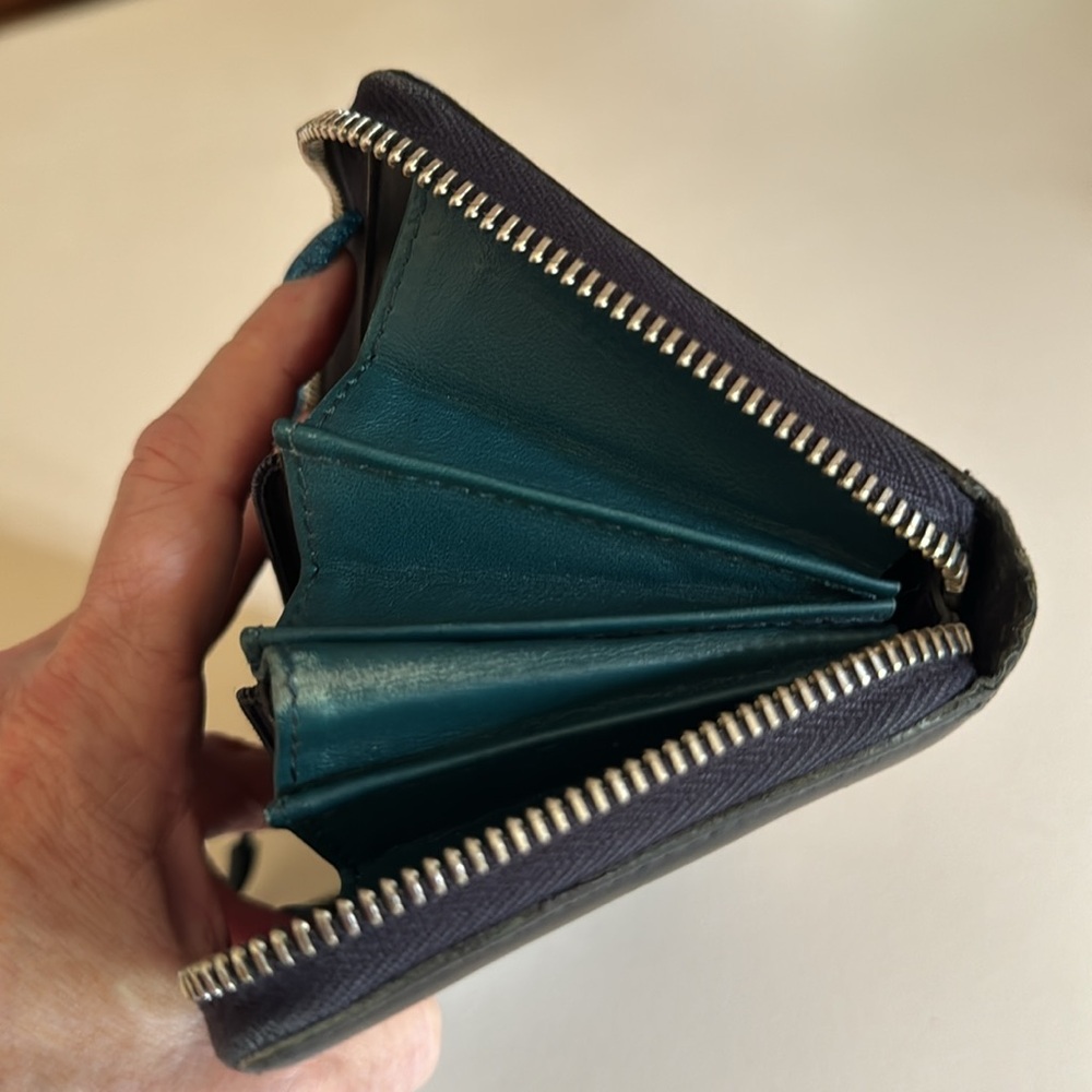 GUCCI Mistral Micro Guccissima zip around wallet. Leather. Black with turquoise - Picture 11 of 12